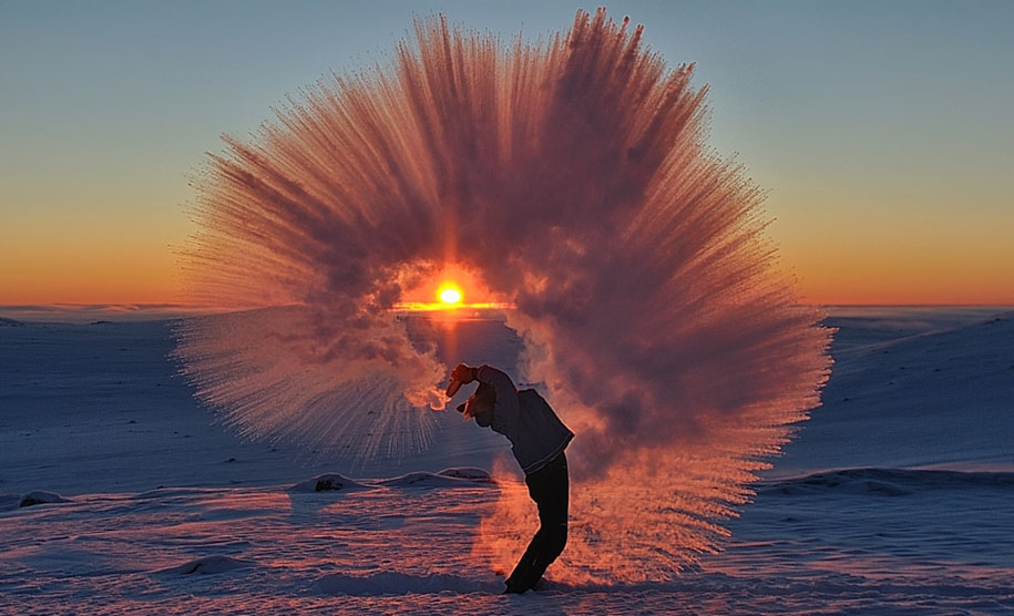 perfect-timing-photos-throwing-tea-40-celsius-freezing-michael-davies-2
